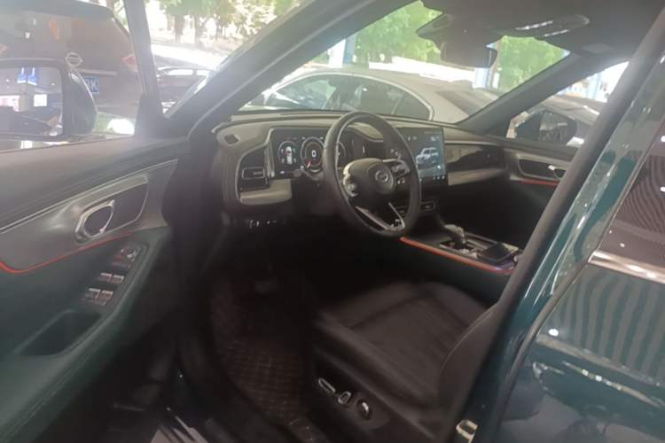 Used GAC Trumpchi GS8 2022 Linghang Series 2.0 TGDI Two-Wheel-Drive Luxury Smart Connectivity Version (7 Seats) Driver Seat