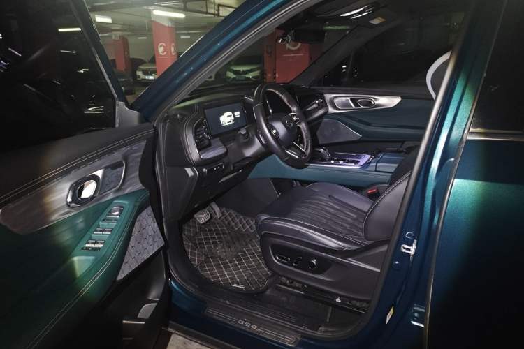 Used GAC Trumpchi GS8 2022 Flagship Series 2.0 TGDI Two-Wheel-Drive Prestige Edition (6-seater) Driver Seat
