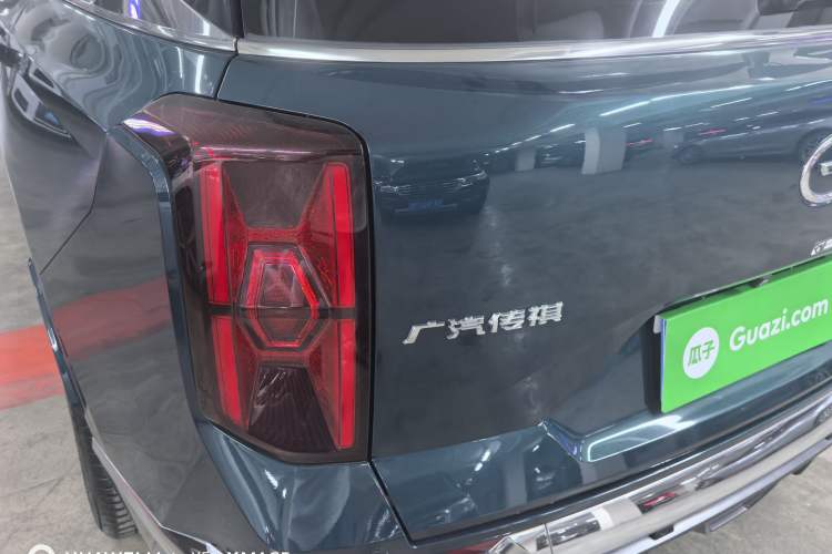 Used GAC Trumpchi GS8 2022 Double-Energy Series 2.0TM Two-Wheel Drive Prestige Edition (6 Seats) Exterior 10
