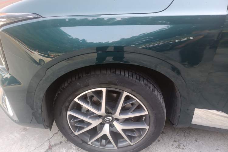 Used GAC Trumpchi GS8 2022 Dual-Engine Series 2.0TM Two-Wheel Drive Prestige Edition (7 Seats) Exterior 2