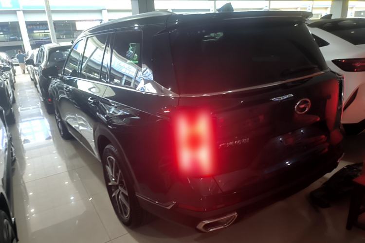 Used GAC Trumpchi GS8 2022 Flagship Series 2.0 TGDI Two-Wheel-Drive Prestige Edition (7 Seats) Exterior 2