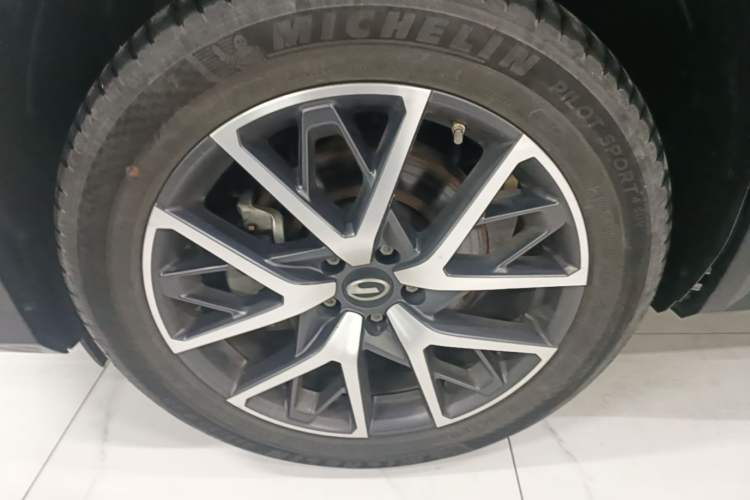 Used GAC Trumpchi GS8 2022 Flagship Series 2.0 TGDI Two-Wheel-Drive Prestige Edition (7 Seats) Exterior 2