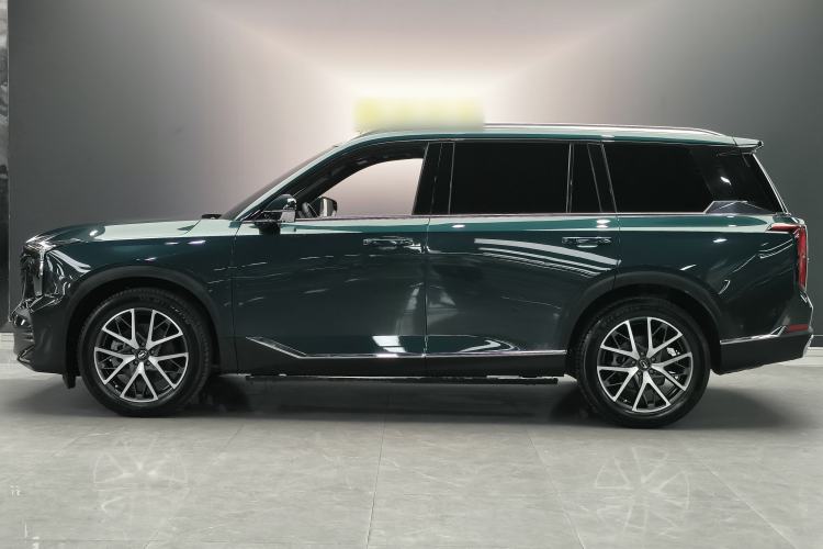 Used GAC Trumpchi GS8 2022 Flagship Series 2.0 TGDI Two-Wheel-Drive Prestige Edition (7 Seats) Exterior 3