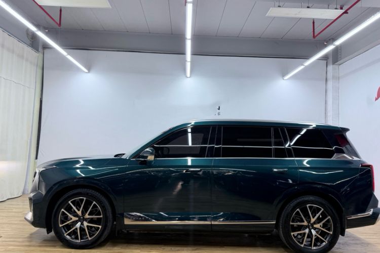 Used GAC Trumpchi GS8 2022 Dual-Engine Series 2.0TM Two-Wheel Drive Prestige Edition (7 Seats) Exterior 4