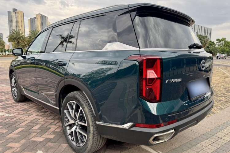 Used GAC Trumpchi GS8 2022 Linghang Series 2.0 TGDI Two-Wheel-Drive Luxury Smart Connectivity Version (7 Seats) Exterior 4