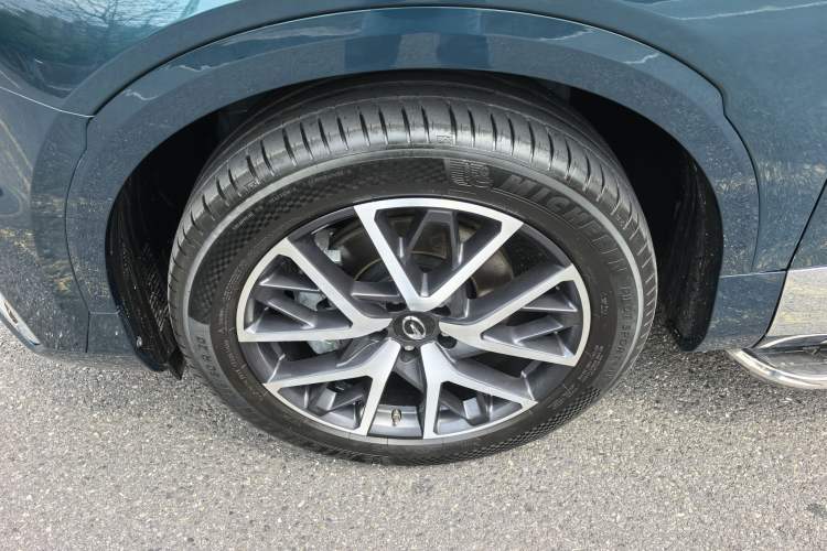 Used GAC Trumpchi GS8 2022 Dual-Engine Series 2.0TM Two-Wheel Drive Prestige Edition (7 Seats) Exterior 6