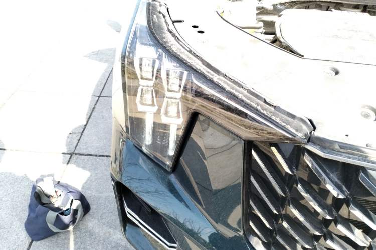 Used GAC Trumpchi GS8 2022 Linghang Series 2.0 TGDI Two-Wheel-Drive Luxury Smart Connectivity Version (7 Seats) Exterior 6