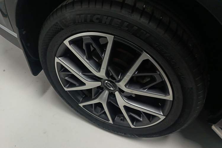 Used GAC Trumpchi GS8 2022 Flagship Series 2.0 TGDI Four-Wheel Drive Luxury Smart Connectivity Version (7 Seats) Exterior 8