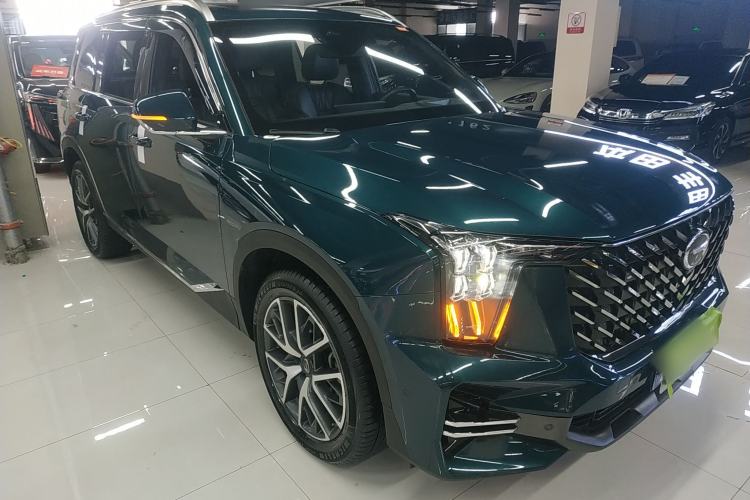 Used GAC Trumpchi GS8 2022 Flagship Series 2.0 TGDI Two-Wheel-Drive Prestige Edition (6-seater) Front Right 45 Deg