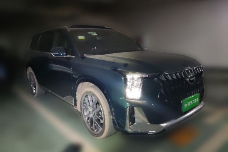 Used GAC Trumpchi GS8 2022 Dual-Engine Series 2.0TM Two-Wheel Drive Prestige Edition (7 Seats) Front Right 45 Deg