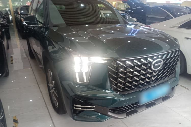 Used GAC Trumpchi GS8 2022 Linghang Series 2.0 TGDI Two-Wheel-Drive Luxury Smart Connectivity Version (7 Seats) Front Right 45 Deg
