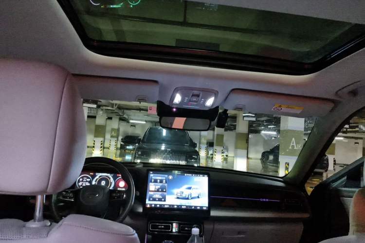 Used GAC Trumpchi GS8 2022 Double-Energy Series 2.0TM Two-Wheel Drive Prestige Edition (6 Seats) Headliner