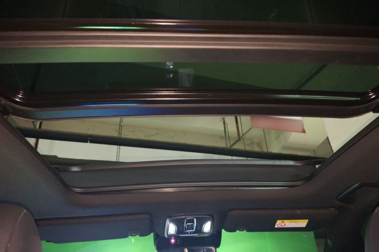 Used GAC Trumpchi GS8 2022 Linghang Series 2.0 TGDI Two-Wheel Drive Luxury Smart Connectivity Version (6 Seats) Headliner