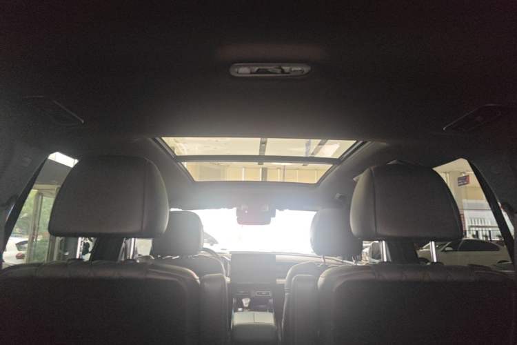 Used GAC Trumpchi GS8 2022 Flagship Series 2.0 TGDI Two-Wheel-Drive Prestige Edition (6-seater) Headliner