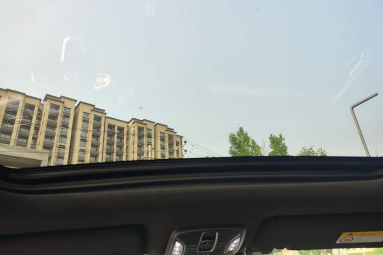 Used GAC Trumpchi GS8 2022 Linghang Series 2.0 TGDI Two-Wheel-Drive Luxury Smart Connectivity Version (7 Seats) Headliner