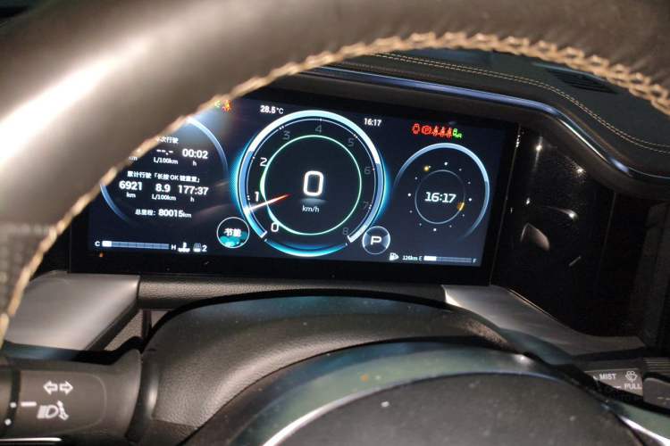 Used GAC Trumpchi GS8 2022 Flagship Series 2.0 TGDI Two-Wheel-Drive Prestige Edition (7 Seats) Instrument Cluster