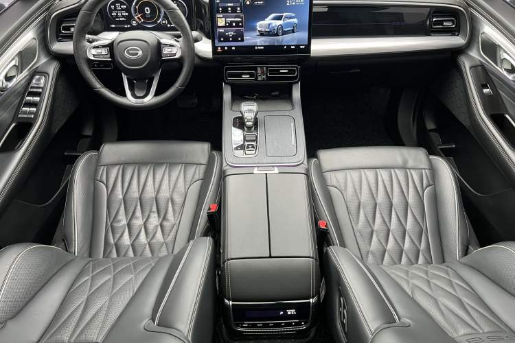Used GAC Trumpchi GS8 2022 Flagship Series 2.0 TGDI Two-Wheel-Drive Prestige Edition (7 Seats) Interior 1