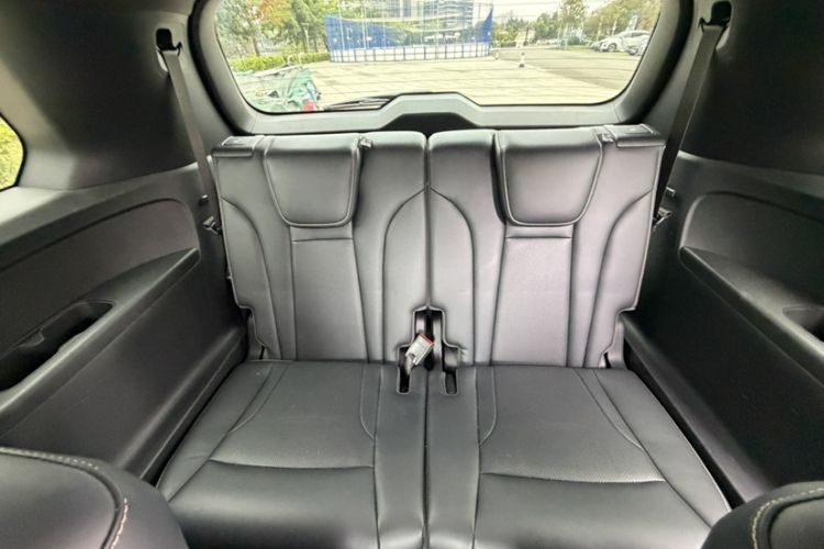 Used GAC Trumpchi GS8 2022 Flagship Series 2.0 TGDI Two-Wheel-Drive Prestige Edition (6-seater) Interior 2