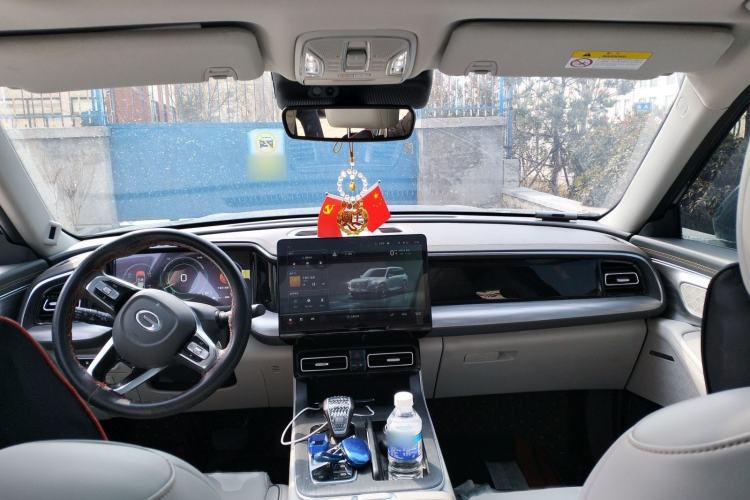 Used GAC Trumpchi GS8 2022 Linghang Series 2.0 TGDI Two-Wheel-Drive Luxury Smart Connectivity Version (7 Seats) Interior 2