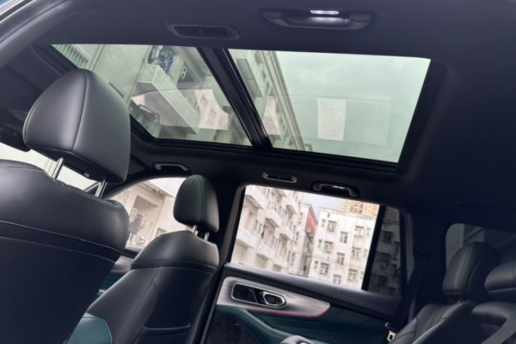 Used GAC Trumpchi GS8 2022 Linghang Series 2.0 TGDI Two-Wheel-Drive Luxury Smart Connectivity Version (7 Seats) Interior 4