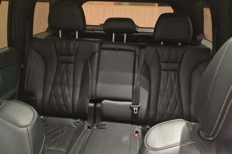Used GAC Trumpchi GS8 2022 Dual-Engine Series 2.0TM Two-Wheel Drive Prestige Edition (7 Seats) Interior 5