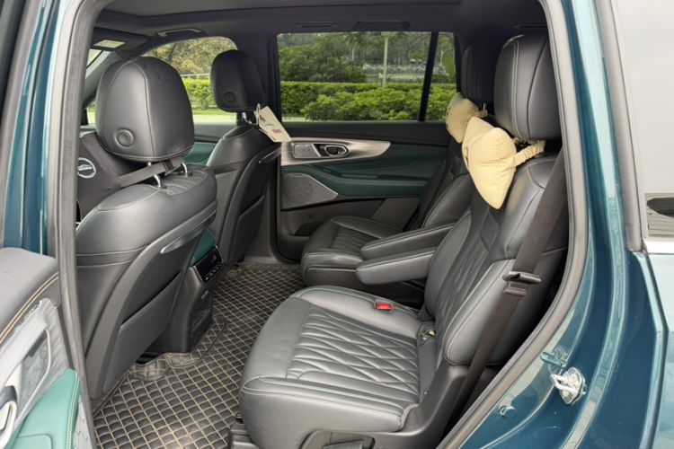 Used GAC Trumpchi GS8 2022 Flagship Series 2.0 TGDI Two-Wheel-Drive Prestige Edition (6-seater) Interior 6