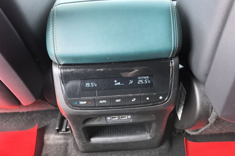Used GAC Trumpchi GS8 2022 Dual-Engine Series 2.0TM Two-Wheel Drive Prestige Edition (7 Seats) Interior 7
