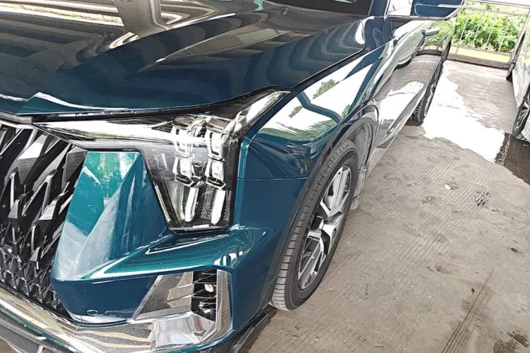 Used GAC Trumpchi GS8 2022 Dual-Engine Series 2.0TM Two-Wheel Drive Prestige Edition (7 Seats) Left Front Headlight