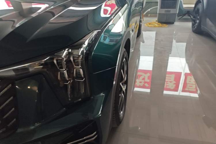 Used GAC Trumpchi GS8 2022 Flagship Series 2.0 TGDI Two-Wheel-Drive Prestige Edition (7 Seats) Left Front Headlight