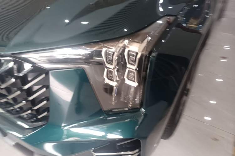 Used GAC Trumpchi GS8 2022 Linghang Series 2.0 TGDI Two-Wheel-Drive Luxury Smart Connectivity Version (7 Seats) Left Front Headlight