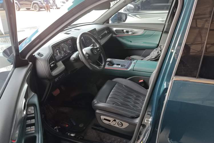 Used GAC Trumpchi GS8 2022 Linghang Series 2.0 TGDI Two-Wheel-Drive Luxury Smart Connectivity Version (7 Seats) Left Front Seat