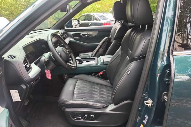 Used GAC Trumpchi GS8 2022 Linghang Series 2.0 TGDI Two-Wheel-Drive Luxury Smart Connectivity Version (7 Seats) Left Front Seat