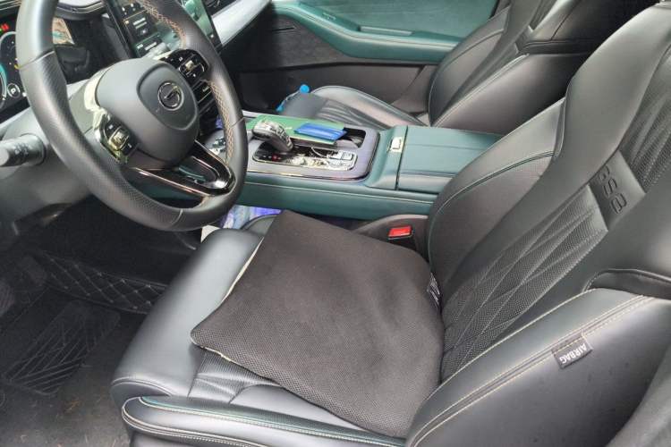Used GAC Trumpchi GS8 2022 Double-Energy Series 2.0TM Two-Wheel Drive Prestige Edition (6 Seats) Left Front Seat