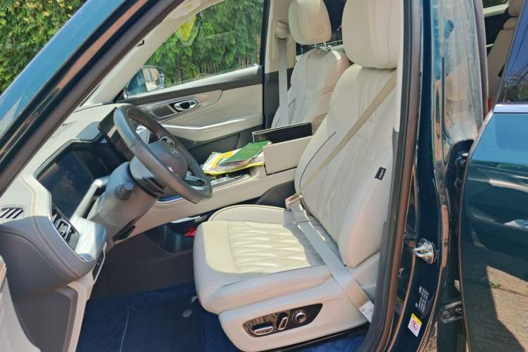 Used GAC Trumpchi GS8 2022 Flagship Series 2.0 TGDI Two-Wheel-Drive Prestige Edition (7 Seats) Left Front Seat