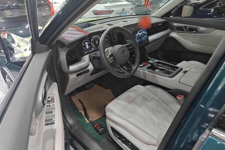 Used GAC Trumpchi GS8 2022 Dual-Engine Series 2.0TM Four-Wheel Drive Prestige Edition (6 Seats) Left Front Seat