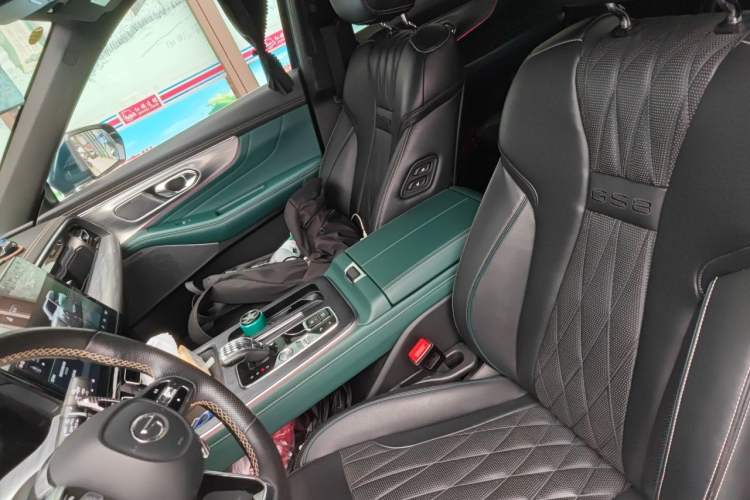Used GAC Trumpchi GS8 2022 Flagship Series 2.0 TGDI Two-Wheel-Drive Prestige Edition (7 Seats) Left Front Seat