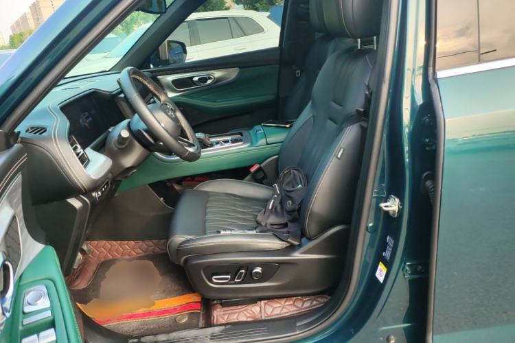 Used GAC Trumpchi GS8 2022 Linghang Series 2.0 TGDI Two-Wheel-Drive Luxury Smart Connectivity Version (7 Seats) Left Front Seat