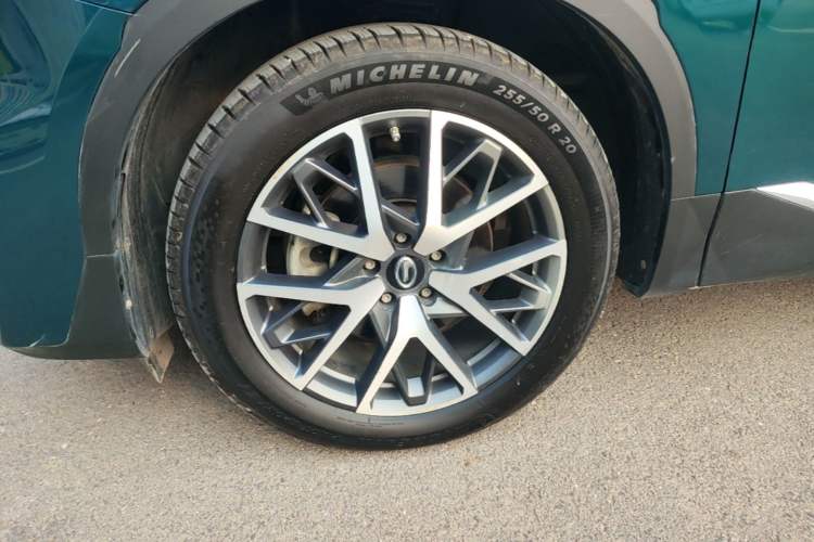 Used GAC Trumpchi GS8 2022 Linghang Series 2.0 TGDI Two-Wheel-Drive Luxury Smart Connectivity Version (7 Seats) Left Front Wheel Hub