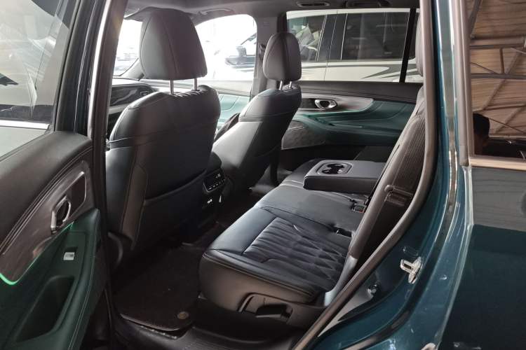 Used GAC Trumpchi GS8 2022 Linghang Series 2.0 TGDI Two-Wheel-Drive Luxury Smart Connectivity Version (7 Seats) Left Rear Seat
