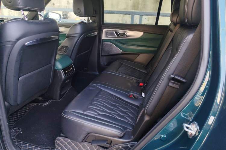 Used GAC Trumpchi GS8 2022 Flagship Series 2.0 TGDI Two-Wheel-Drive Prestige Edition (7 Seats) Left Rear Seat
