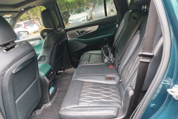 Used GAC Trumpchi GS8 2022 Flagship Series 2.0 TGDI Two-Wheel-Drive Prestige Edition (7 Seats) Left Rear Seat