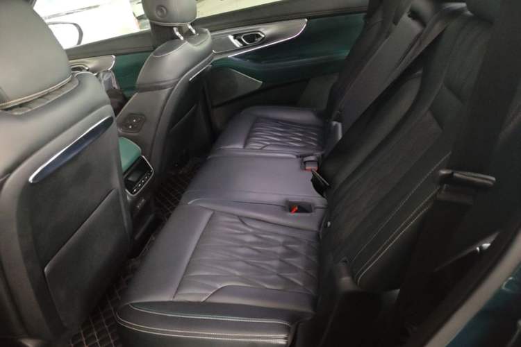 Used GAC Trumpchi GS8 2022 Flagship Series 2.0 TGDI Two-Wheel-Drive Prestige Edition (7 Seats) Left Rear Seat