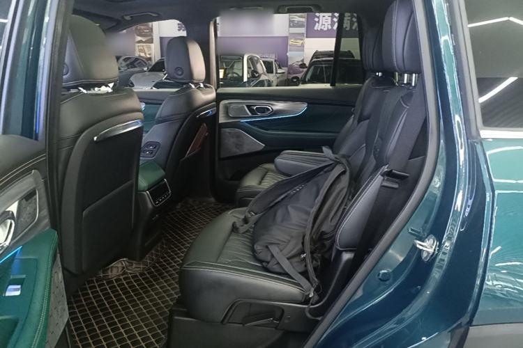 Used GAC Trumpchi GS8 2022 Flagship Series 2.0 TGDI Two-Wheel-Drive Prestige Edition (6-seater) Left Rear Seat