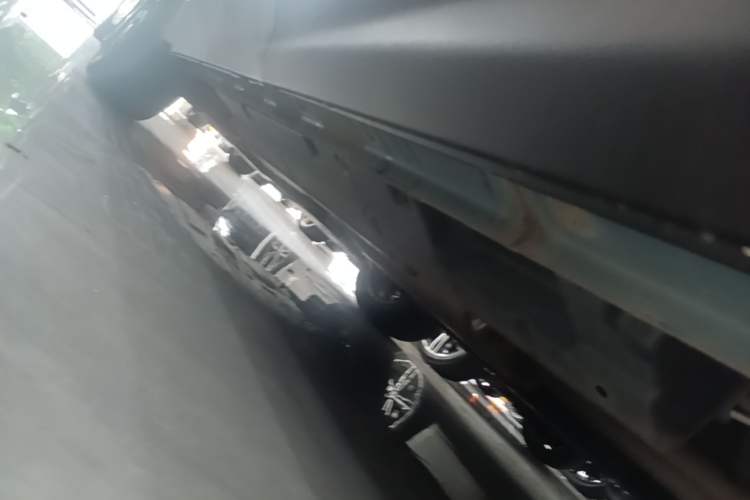 Used GAC Trumpchi GS8 2022 Linghang Series 2.0 TGDI Two-Wheel-Drive Luxury Smart Connectivity Version (7 Seats) Left Side Sill