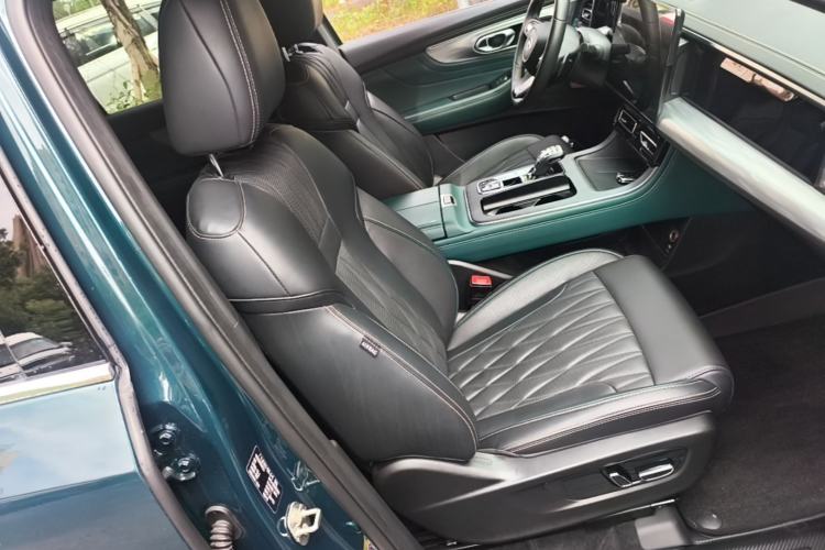 Used GAC Trumpchi GS8 2022 Linghang Series 2.0 TGDI Two-Wheel-Drive Luxury Smart Connectivity Version (7 Seats) Right Front Seat