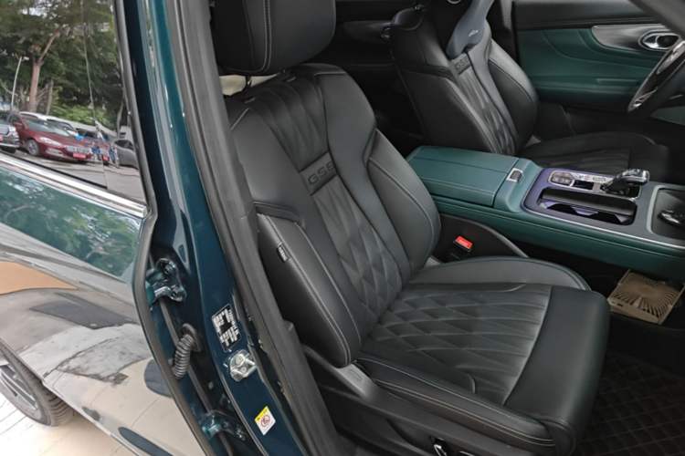 Used GAC Trumpchi GS8 2022 Flagship Series 2.0 TGDI Two-Wheel-Drive Prestige Edition (6-seater) Right Front Seat