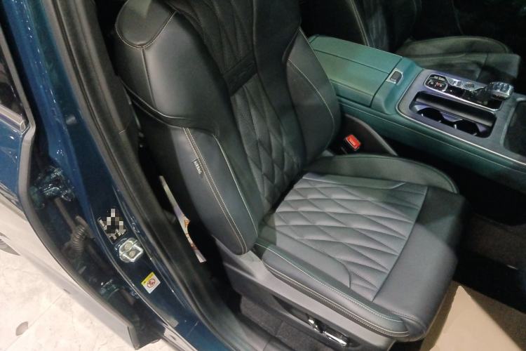 Used GAC Trumpchi GS8 2022 Flagship Series 2.0 TGDI Two-Wheel-Drive Prestige Edition (6-seater) Right Front Seat