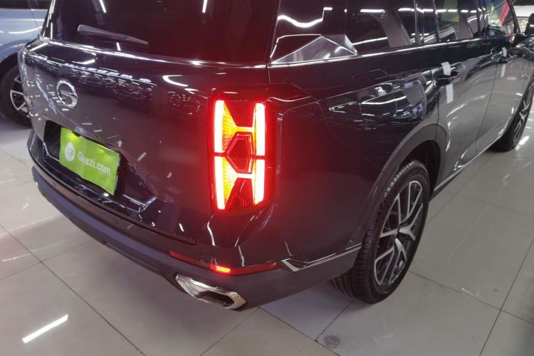 Used GAC Trumpchi GS8 2022 Flagship Series 2.0 TGDI Two-Wheel-Drive Prestige Edition (6-seater) Right Rear Taillight