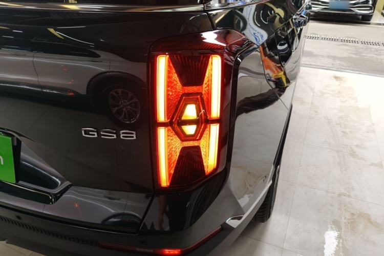 Used GAC Trumpchi GS8 2022 Flagship Series 2.0 TGDI Two-Wheel-Drive Prestige Edition (7 Seats) Right Rear Taillight