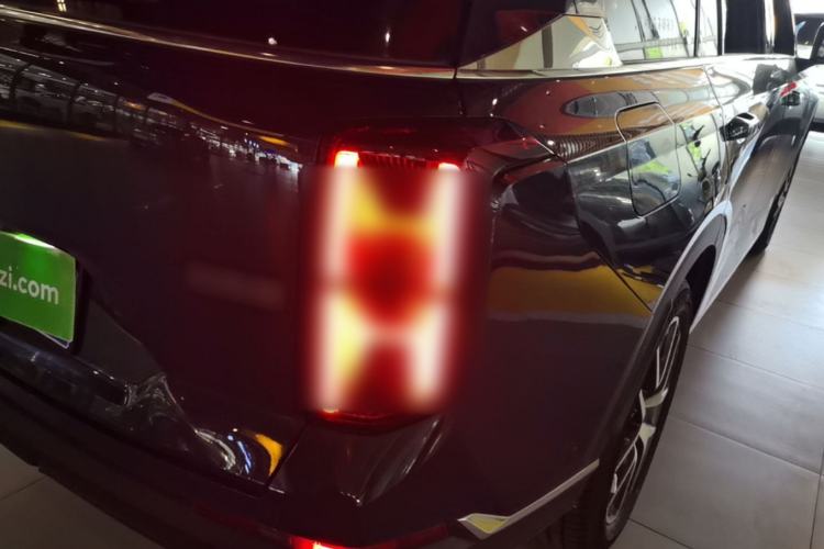 Used GAC Trumpchi GS8 2022 Flagship Series 2.0 TGDI Two-Wheel-Drive Prestige Edition (7 Seats) Right Rear Taillight